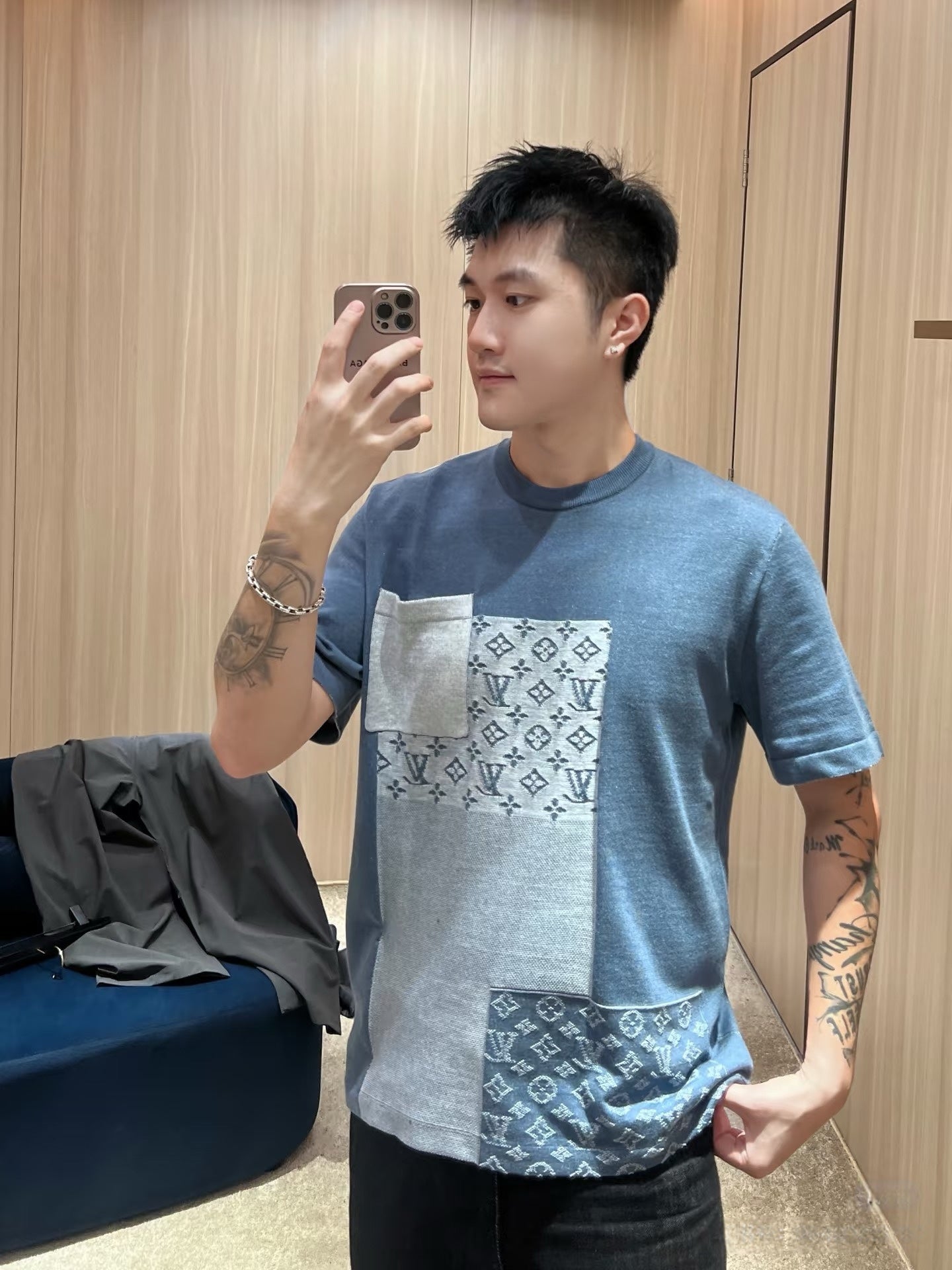 V공장 / 루이비통 반팔