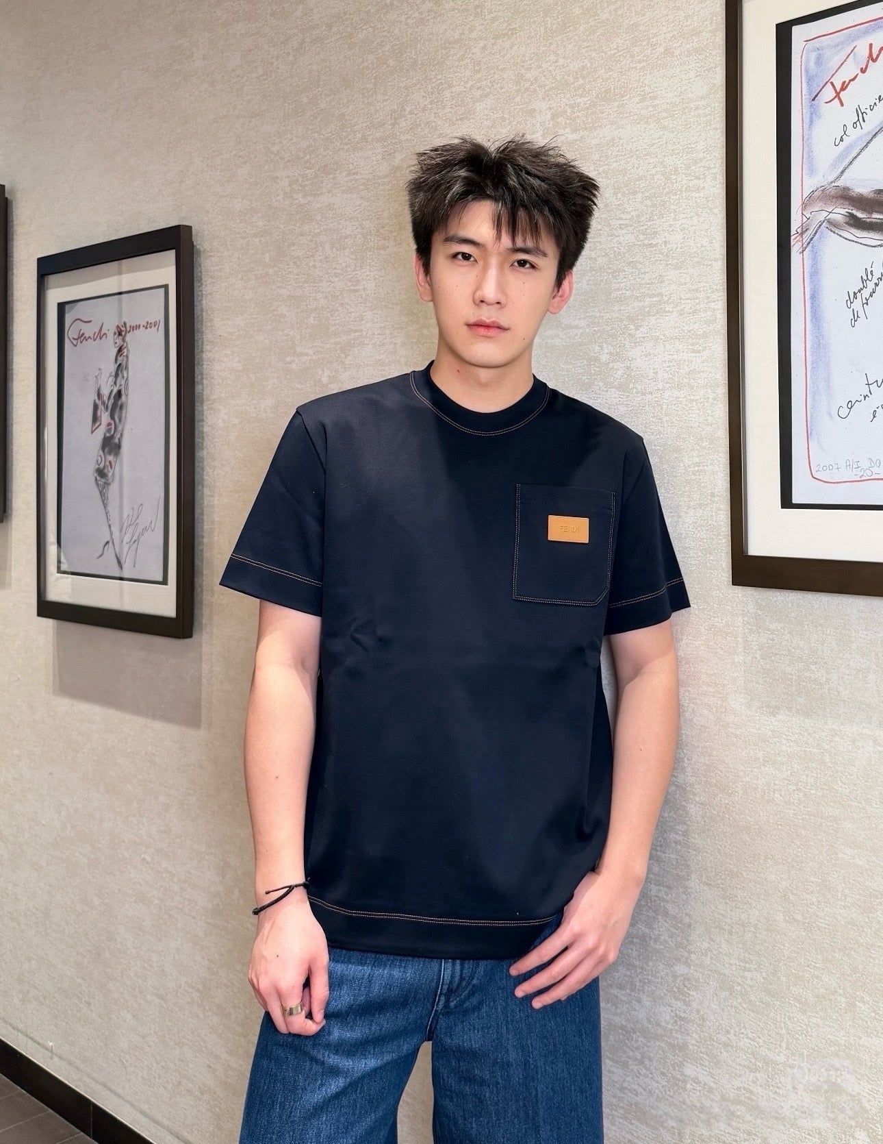 V공장 / 펜디 반팔