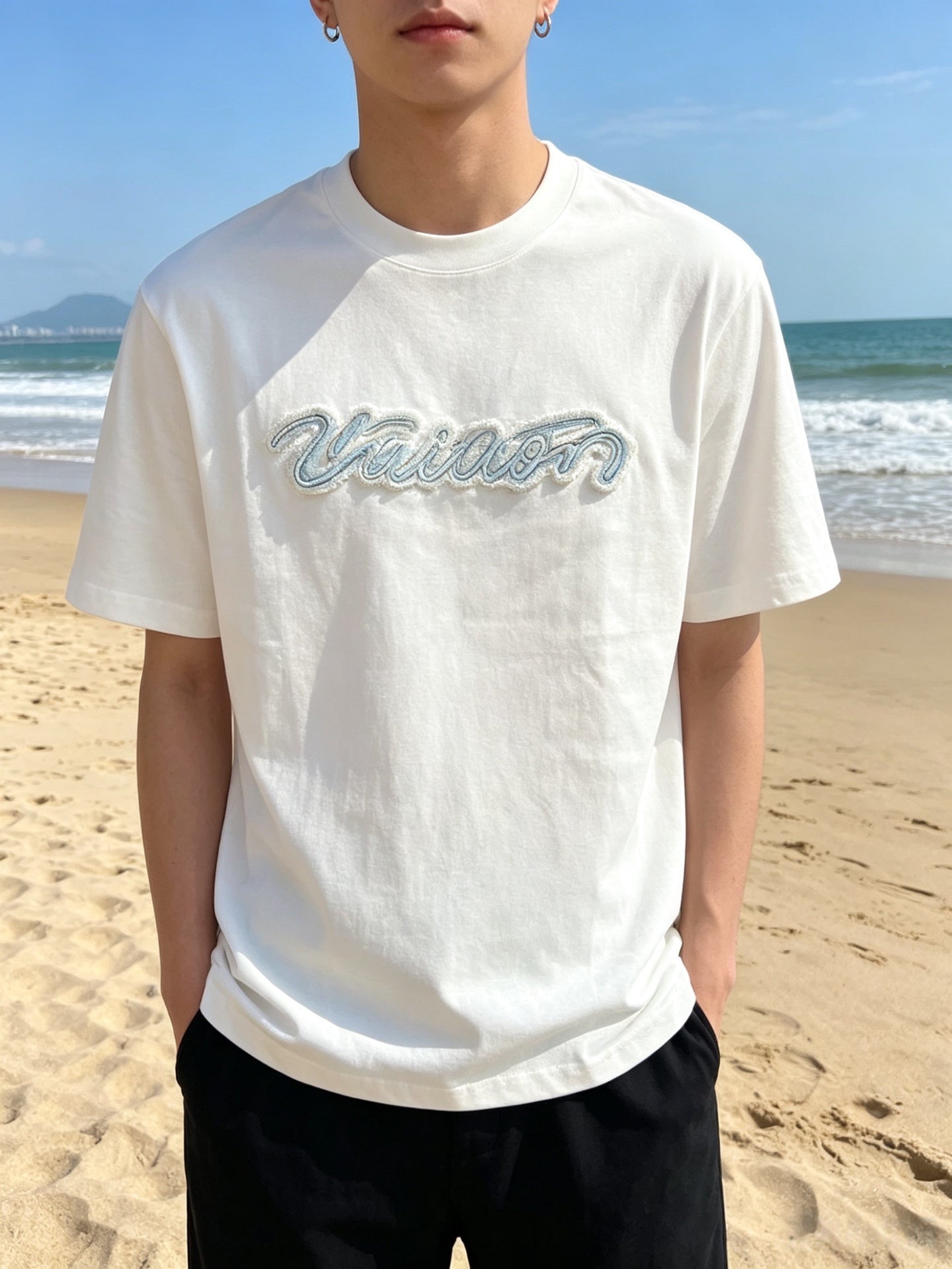 V공장 / 루이비통 반팔