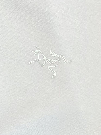 V공장 / 아크테릭스 반팔