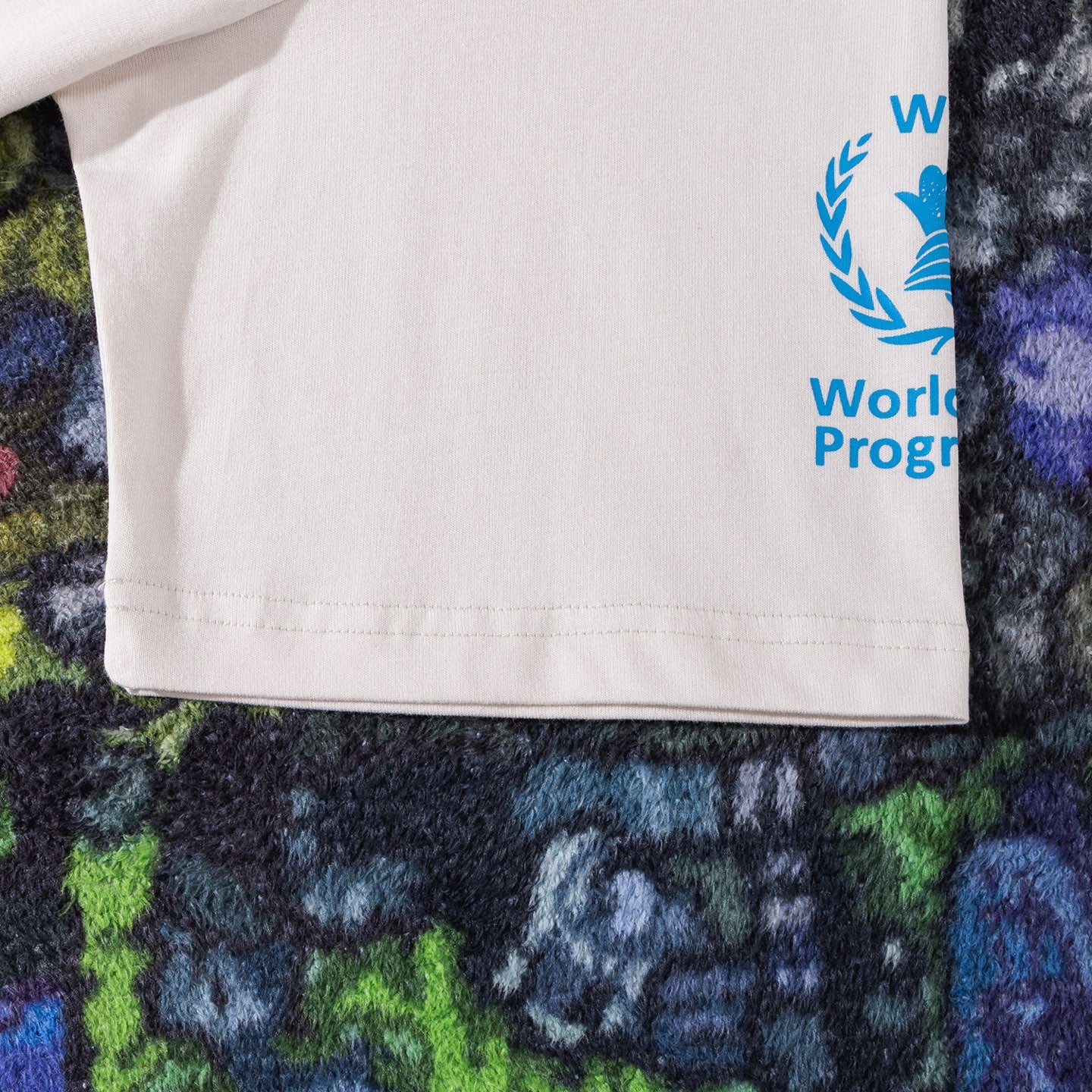 zzll공장 / 발렌시아가 WFP 에코 반팔