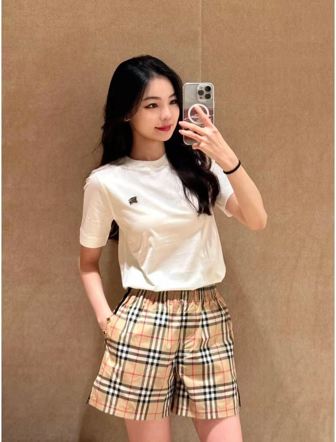 V공장 / 버버리 반팔
