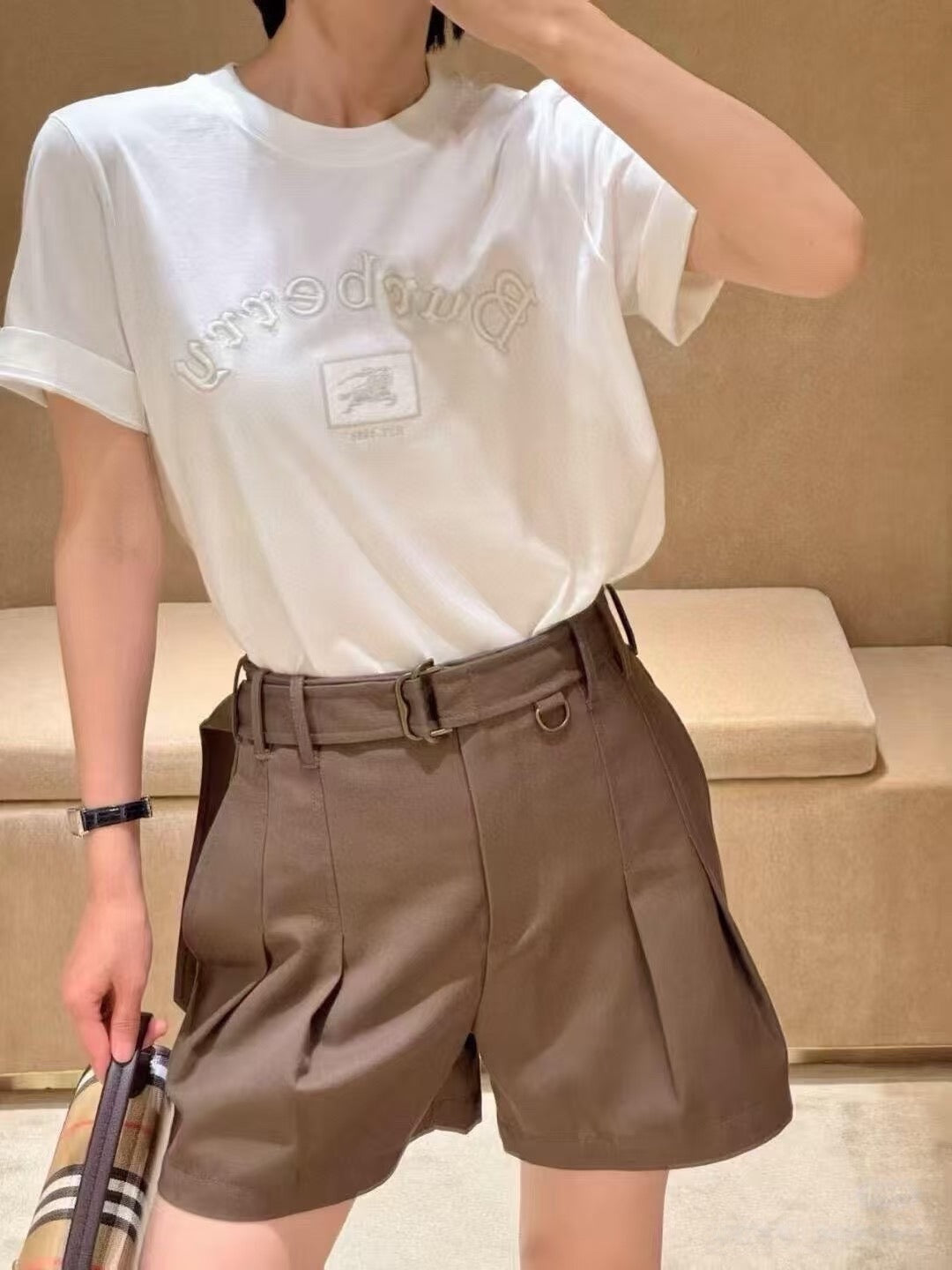 V공장 / 버버리 반팔