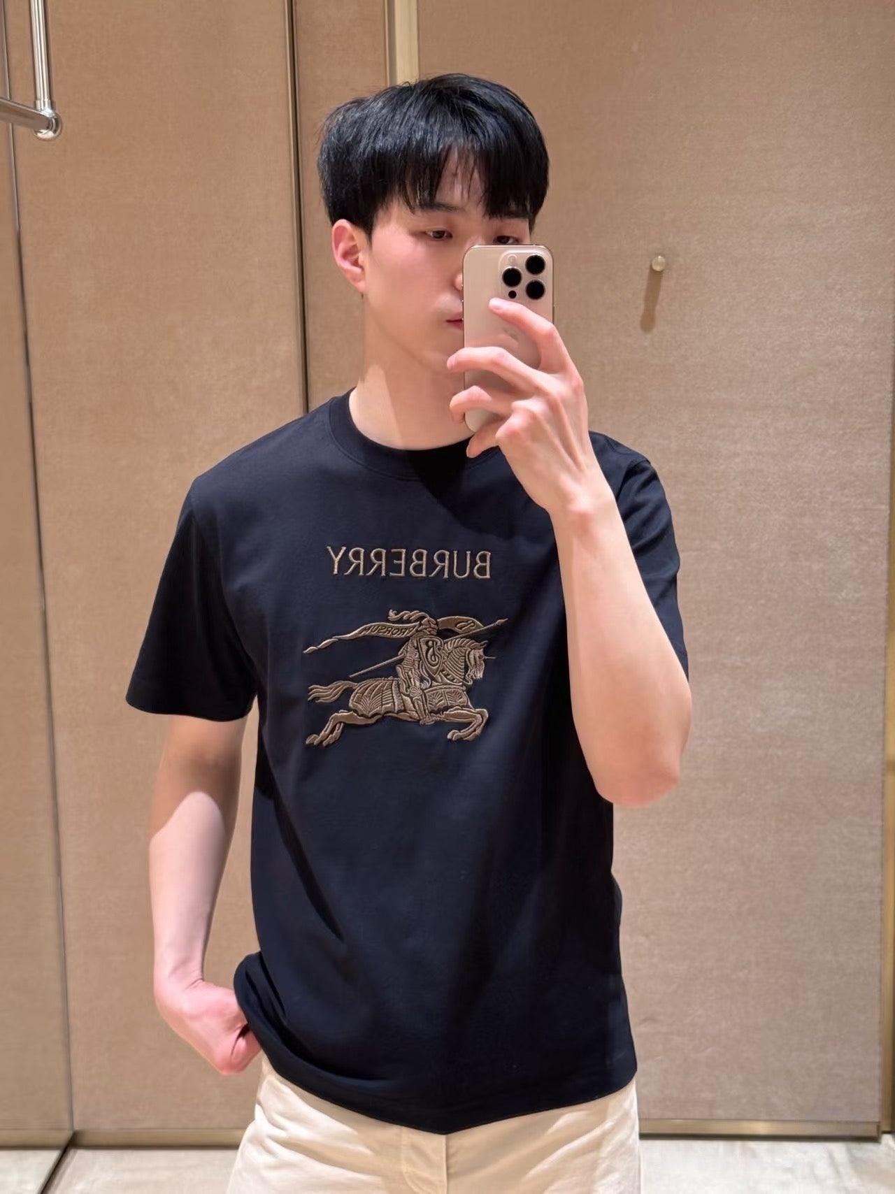 V공장 / 버버리 반팔
