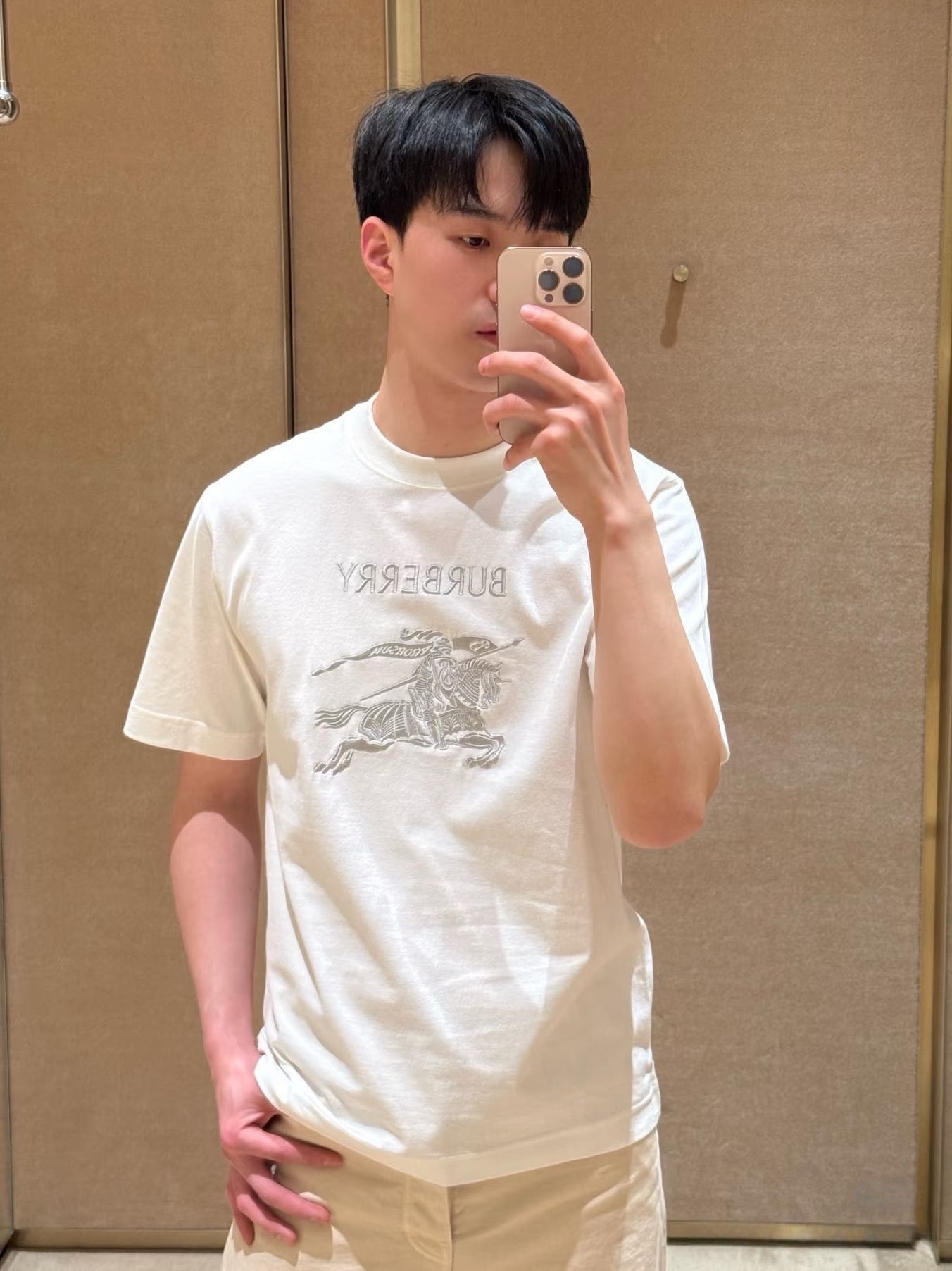 V공장 / 버버리 반팔