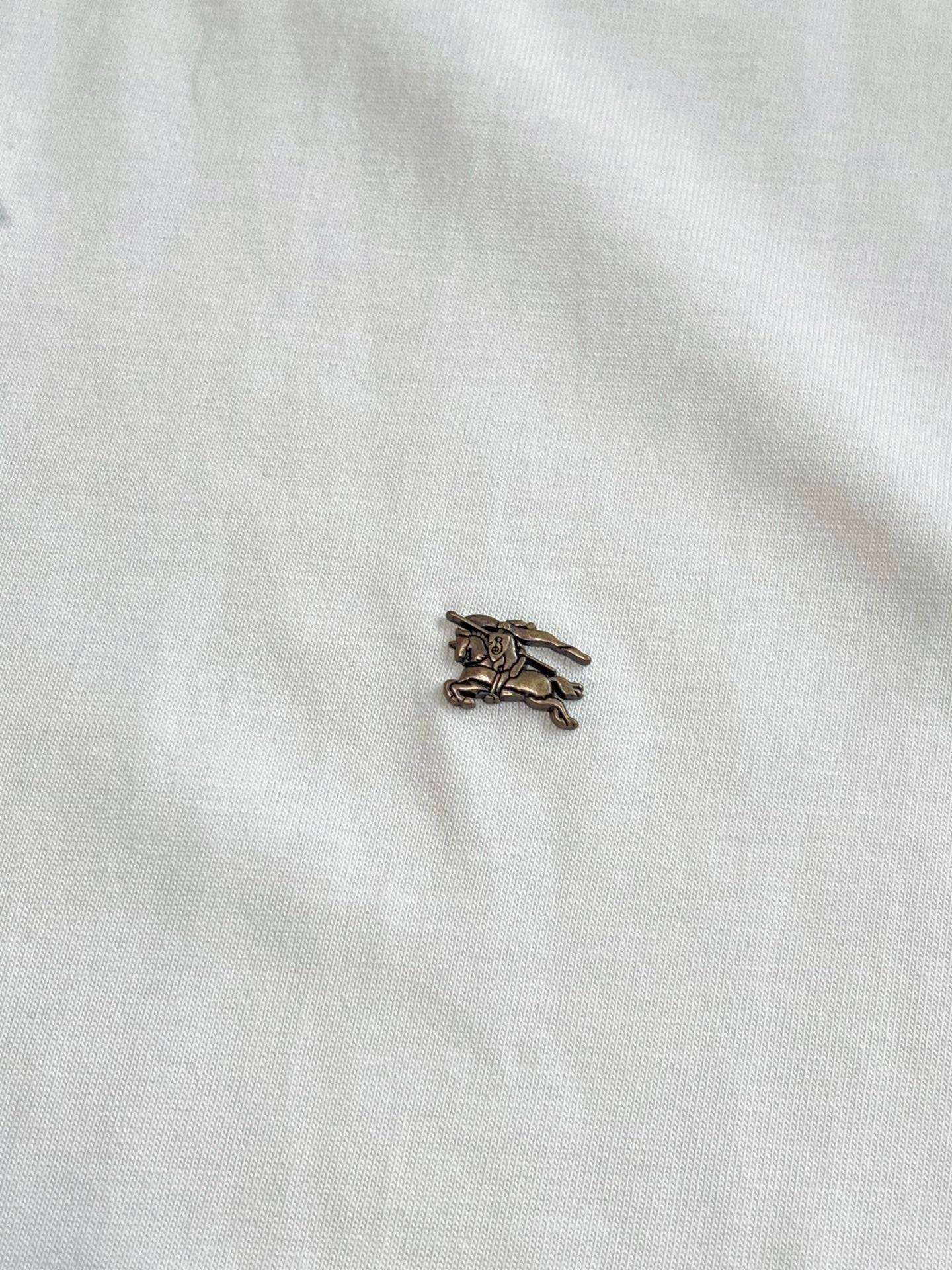V공장 / 버버리 반팔