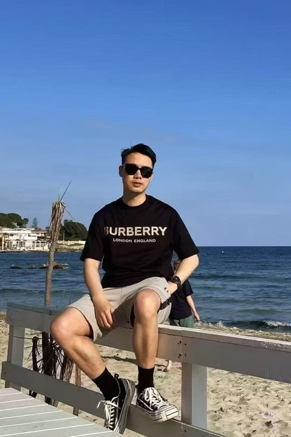 V공장 / 버버리 반팔