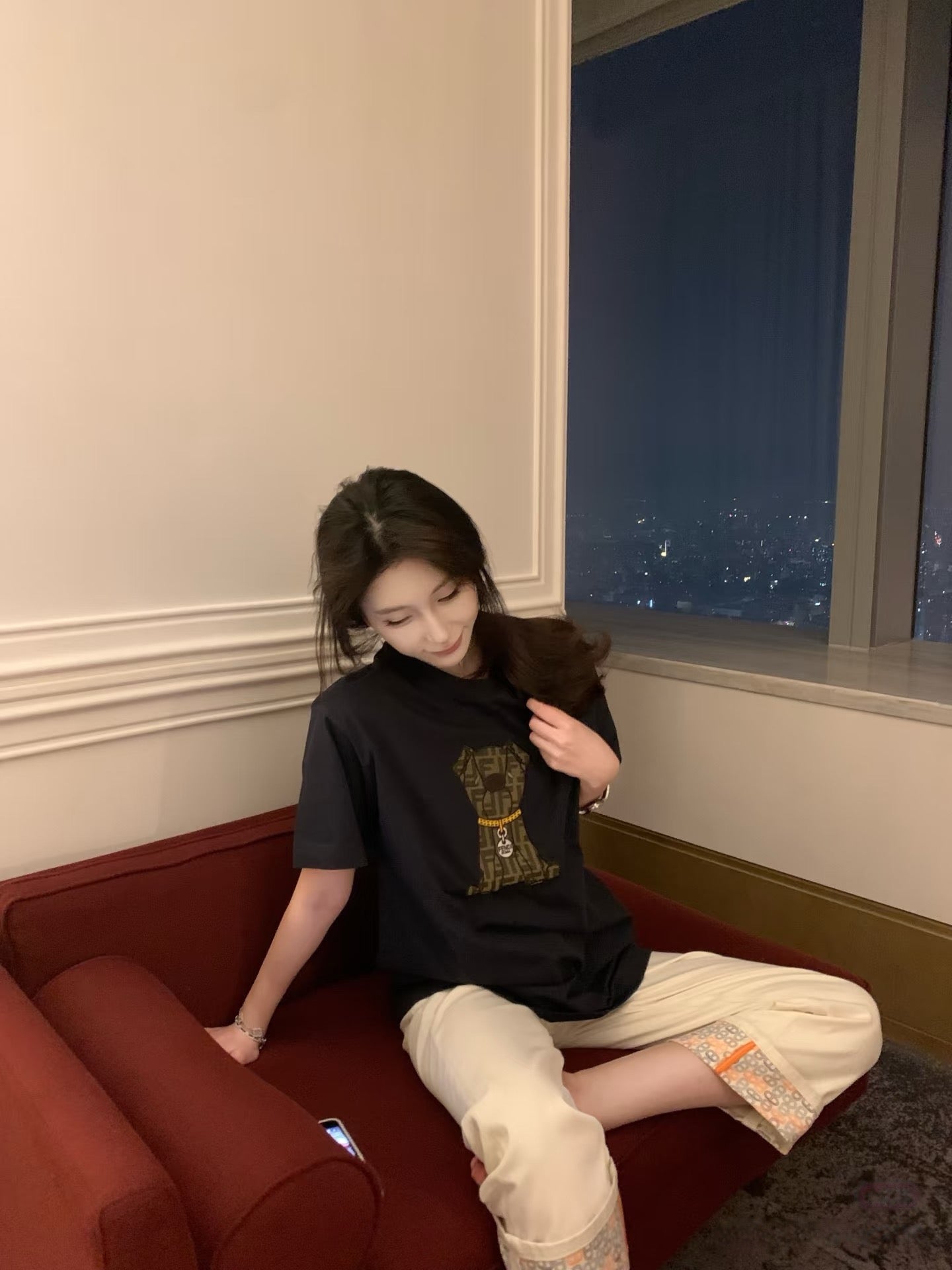 V공장 / 펜디 반팔