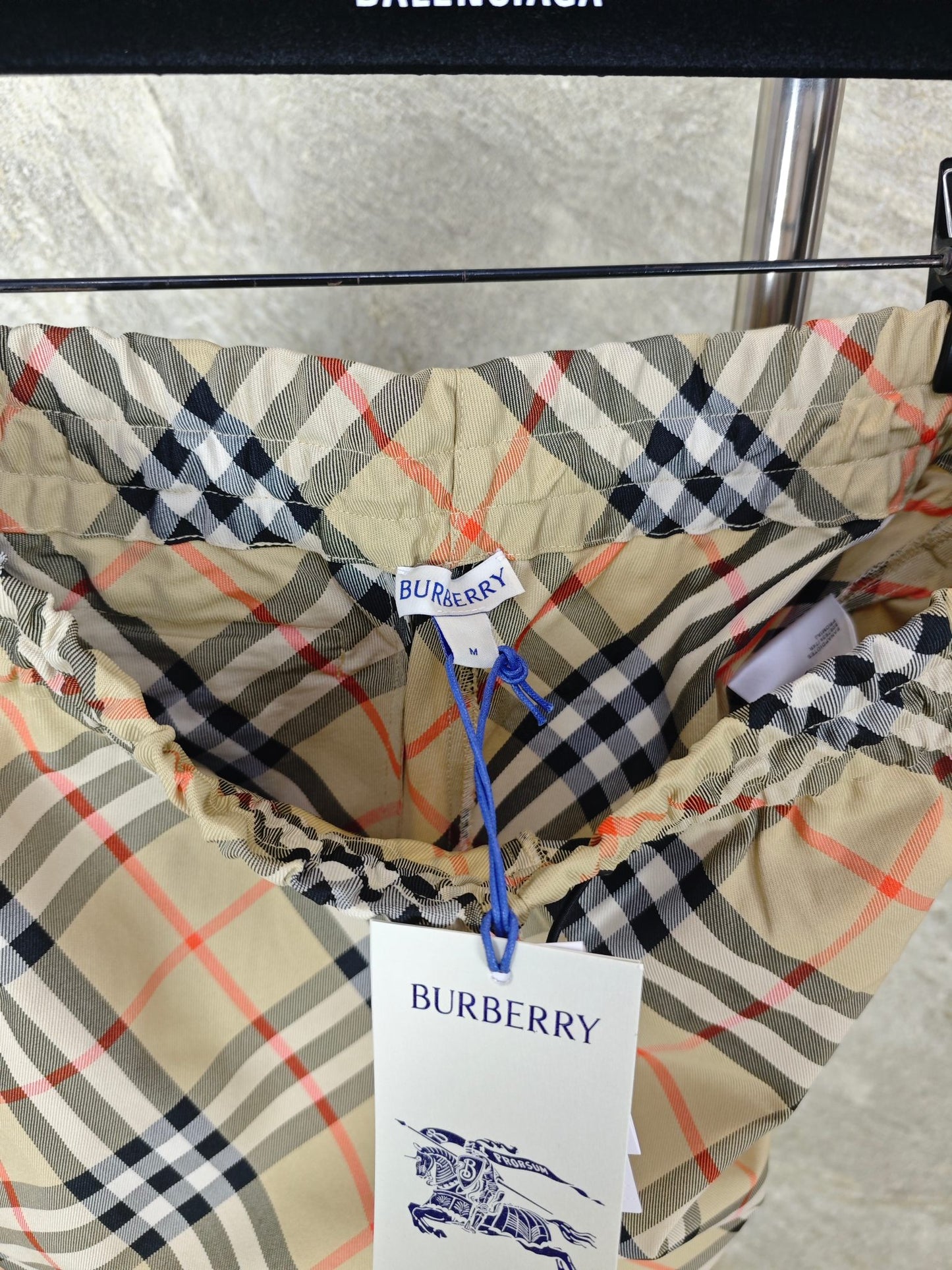 GTR / 버버리 자수 반바지