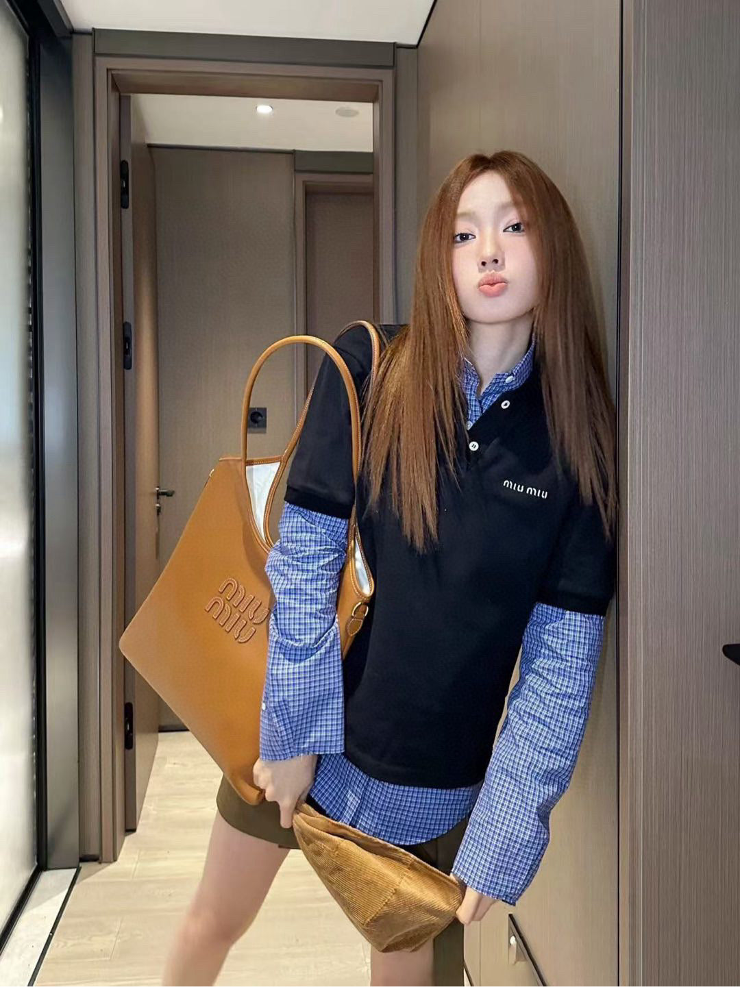 GTR / 미우미우 자수 알파벳 폴로 반팔 셔츠