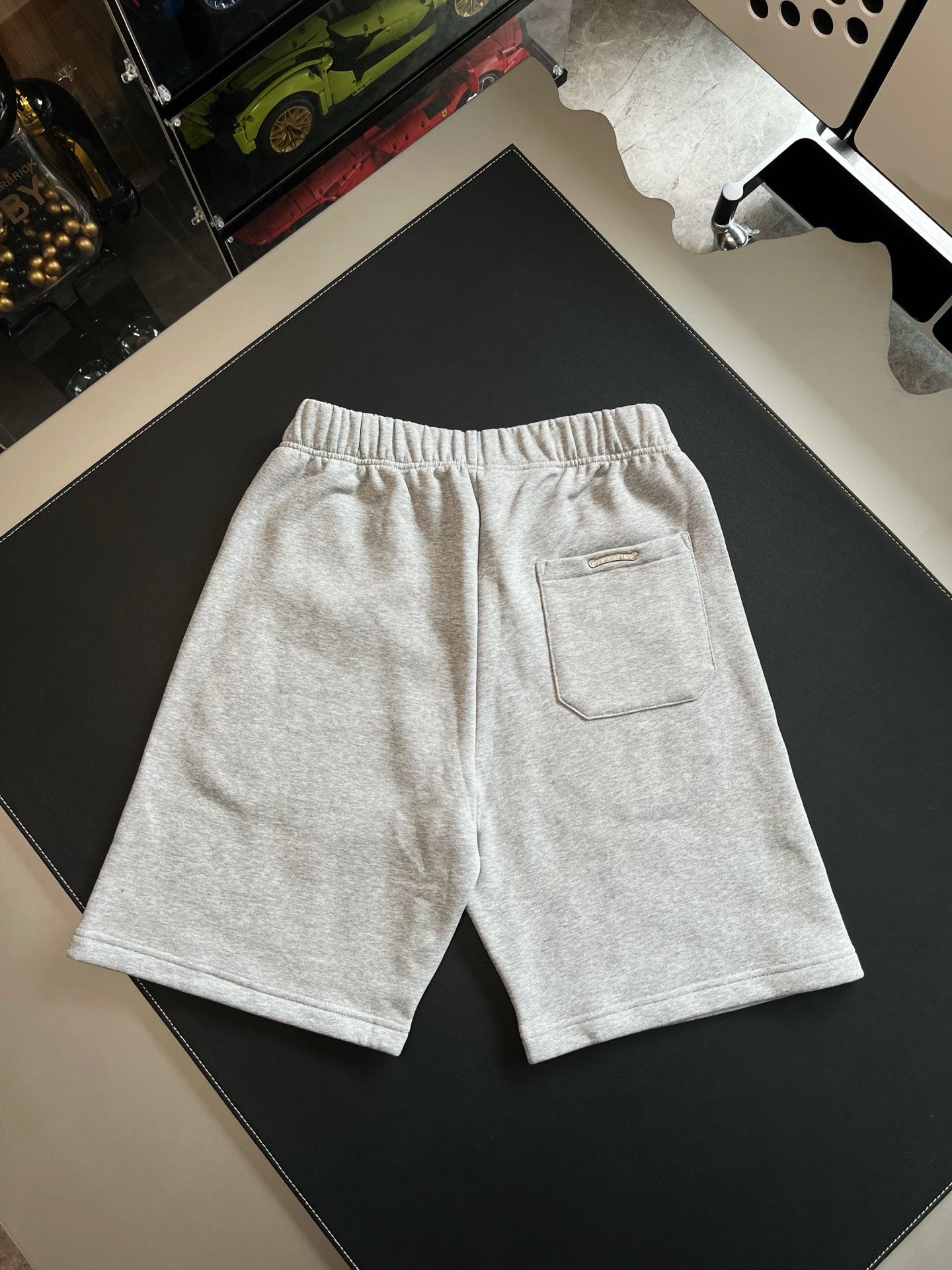 V공장 / 크롬하츠 반바지
