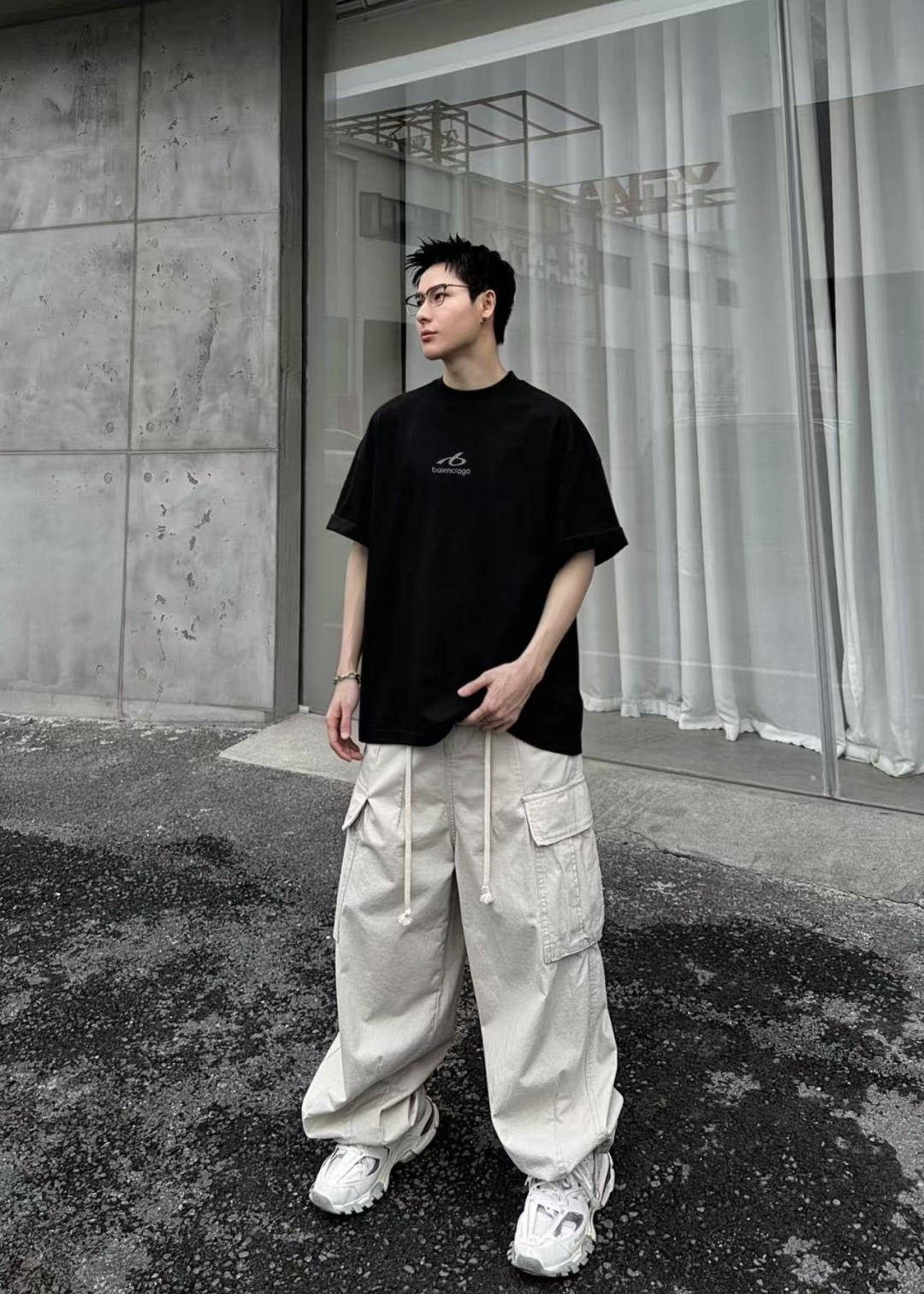 GTR / 발렌시아가 라운드넥 반팔 티셔츠