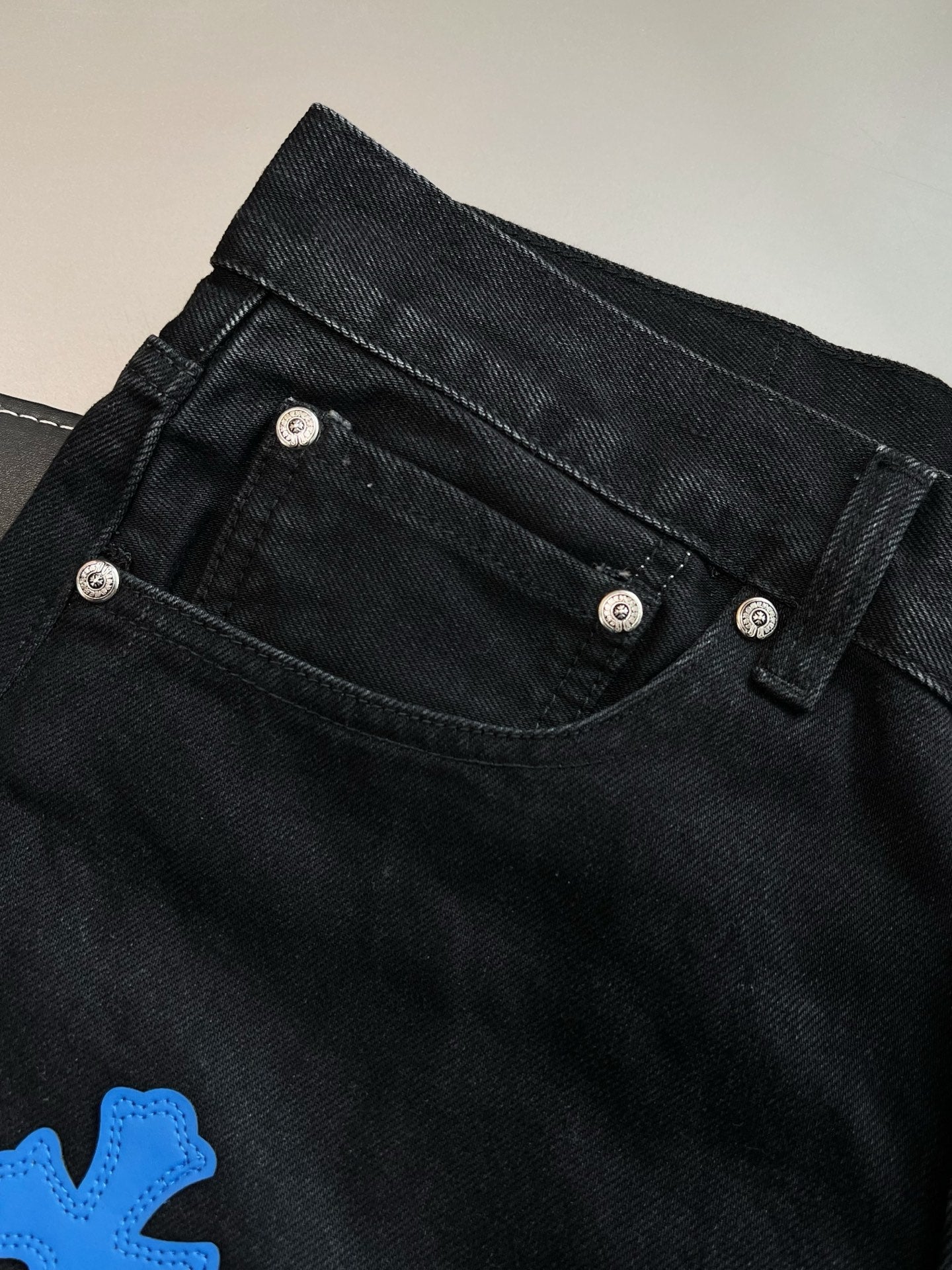 V공장 / 크롬하츠 바지