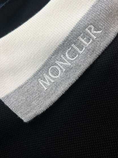 V공장 / 몽클레어 반팔