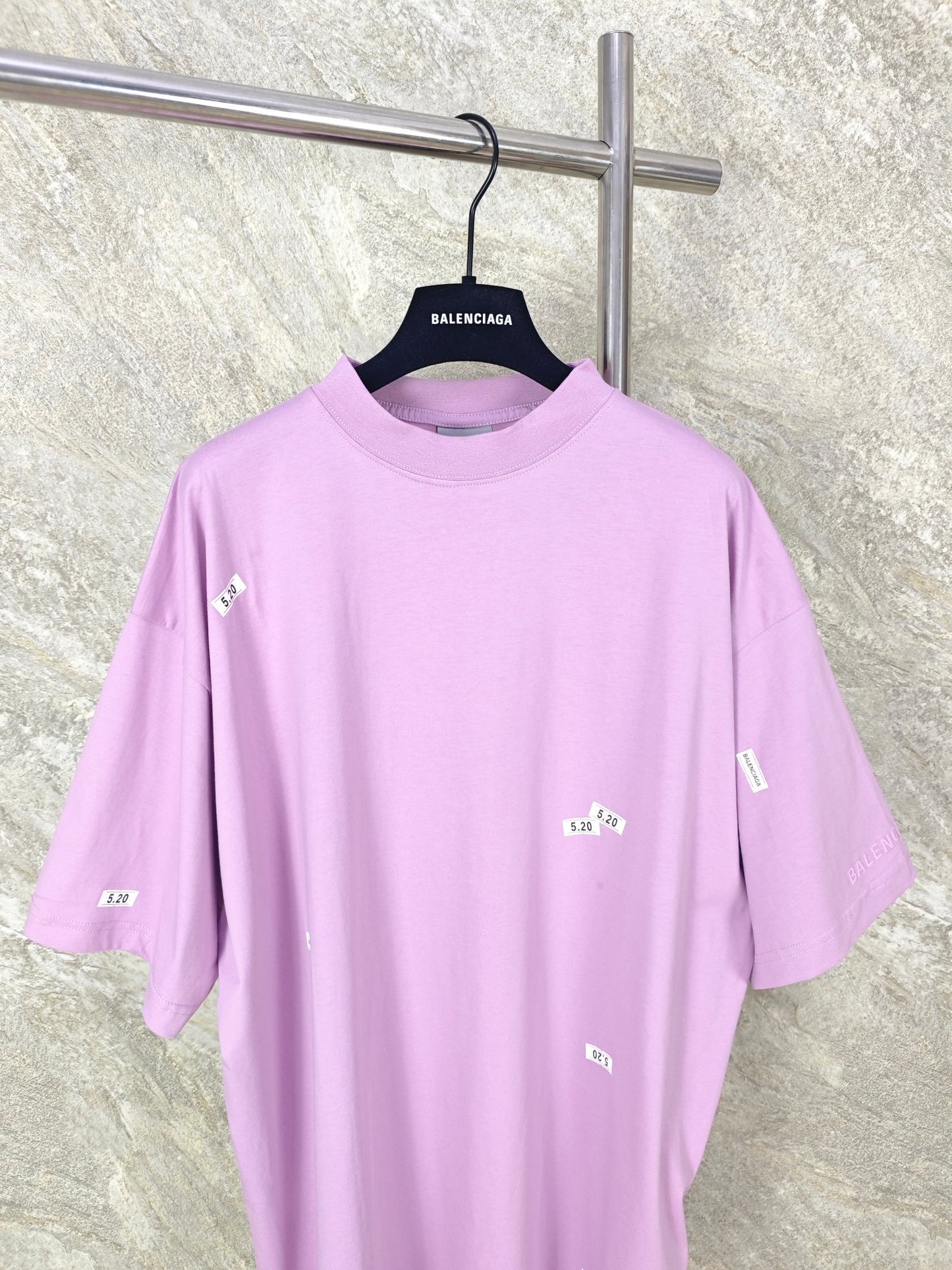 GTR / 발렌시아가 라운드넥 반팔