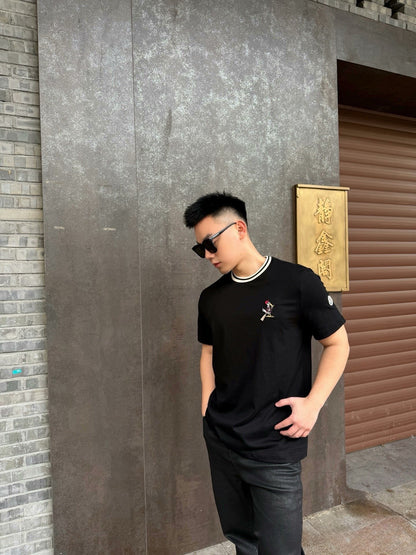 V공장 / 몽클레어 반팔