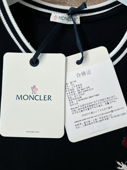 V공장 / 몽클레어 반팔