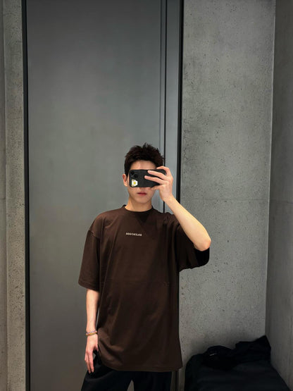 GTR / 발렌시아가 브라운 알파벳 자수 라운드 티셔츠