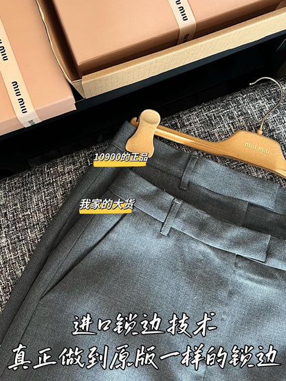 티모 / 미우미우 26년 봄여름 신상 짧은치마