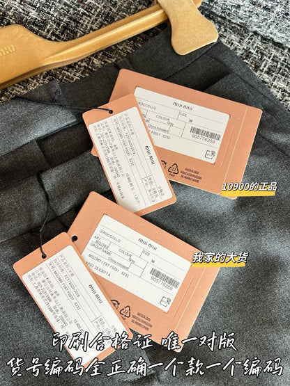 티모 / 미우미우 26년 봄여름 신상 짧은치마