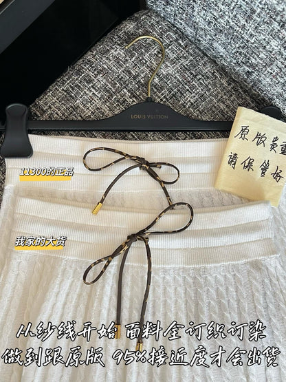 티모 / 루이비통 26년 이른봄 신상 미니스커트
