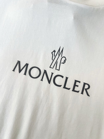 V공장 / 몽클레어 반팔