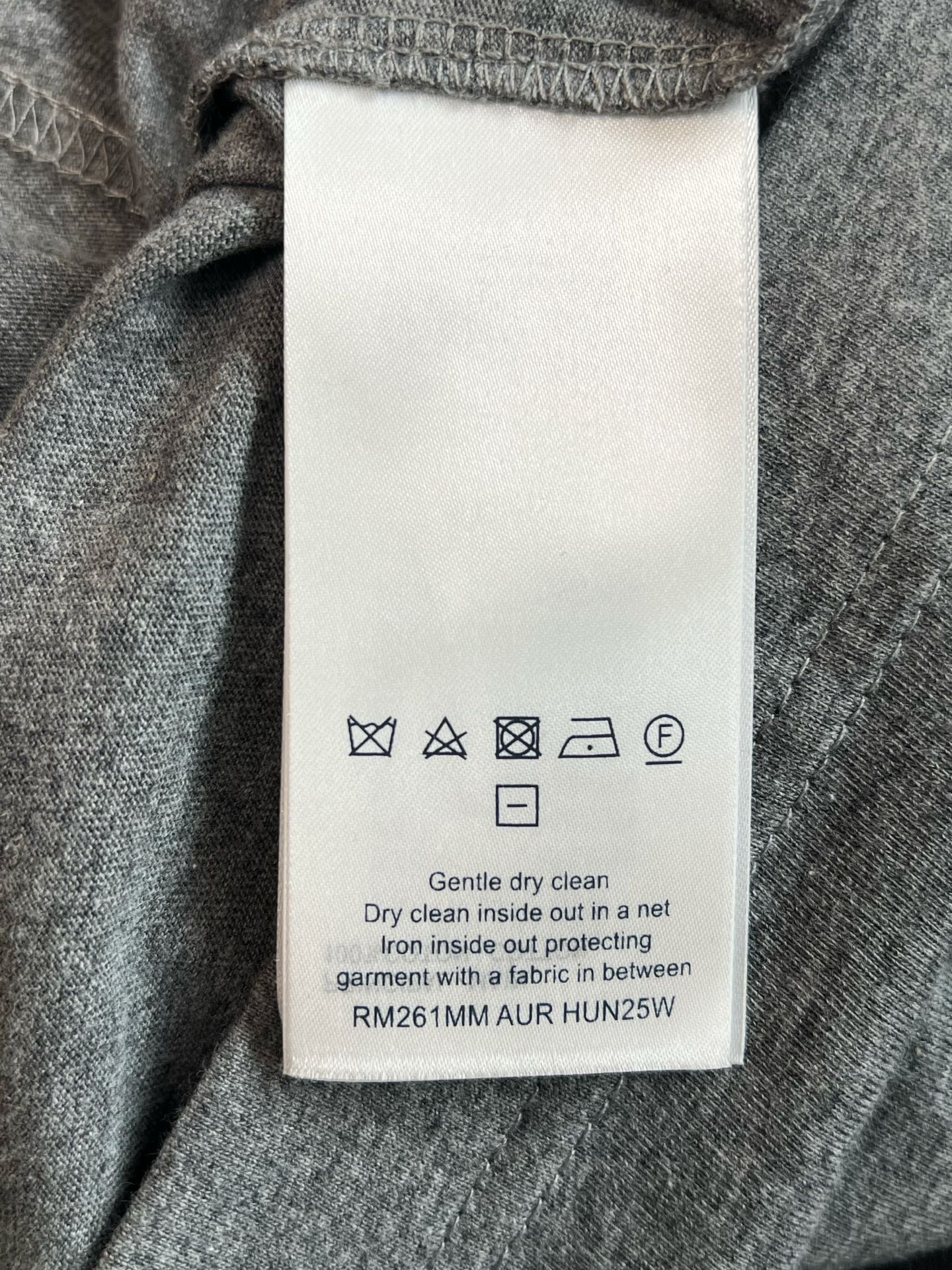 V공장 / 루이비통 반팔