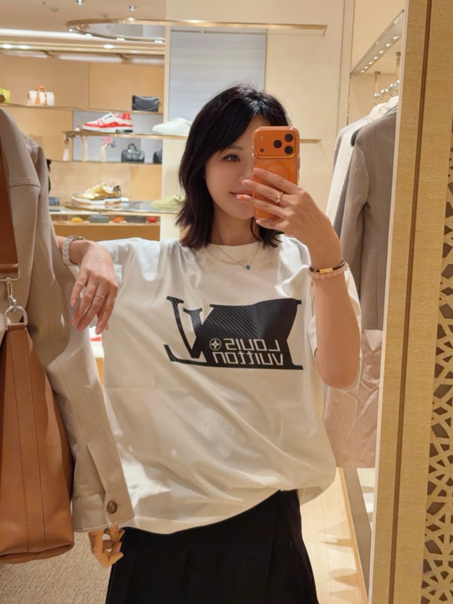V공장 / 루이비통 반팔
