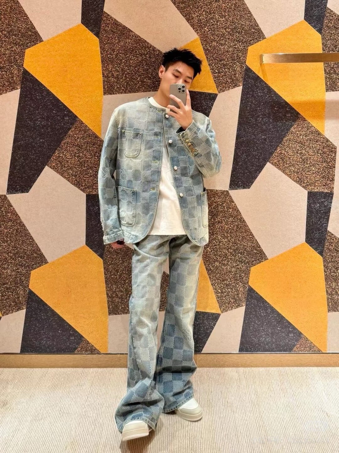 V공장 / 루이비통 바지