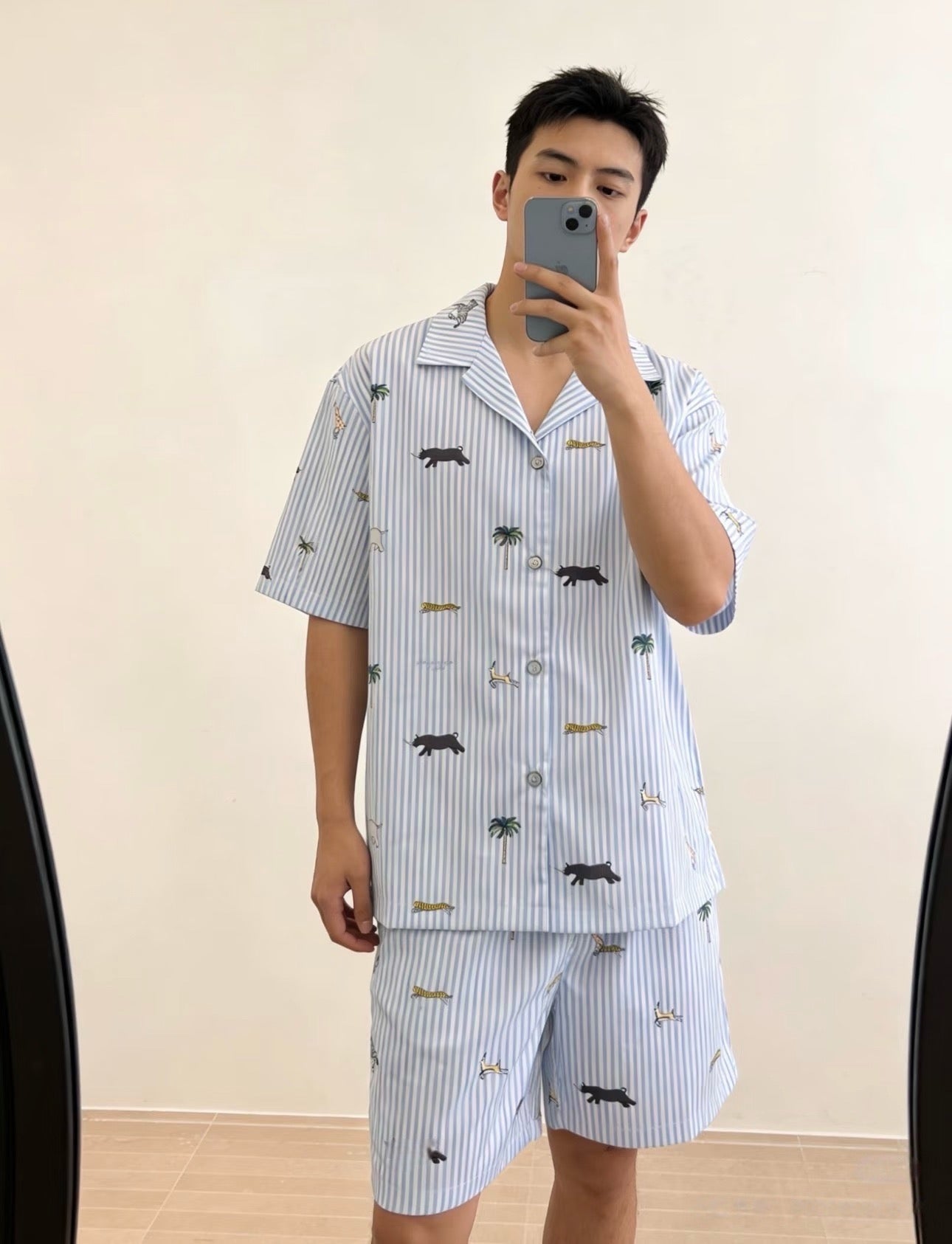 V공장 / 루이비통 반팔