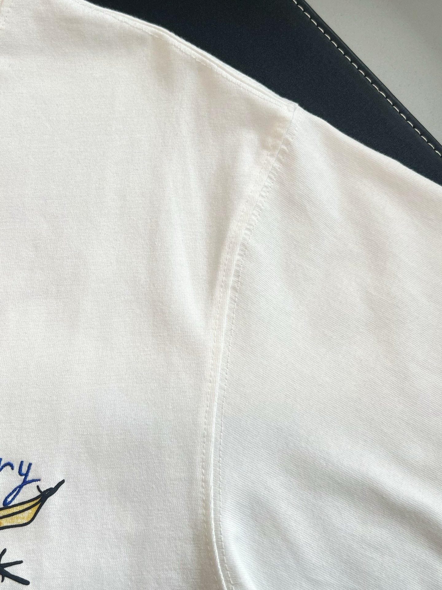 V공장 / 버버리 반팔
