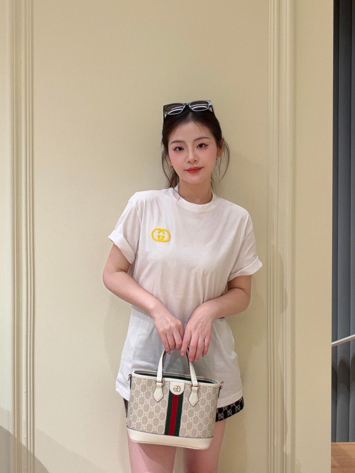 BVG / 구찌 장식 버튼 체크 반팔 티셔츠