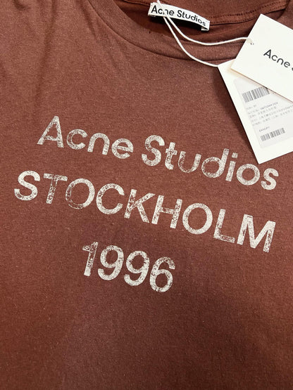 V공장 / 아크네 스튜디오 반팔