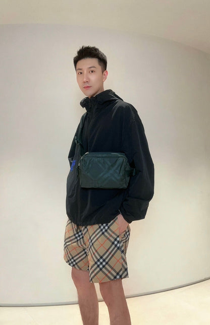 BVG / 버버리 체크 반팬츠