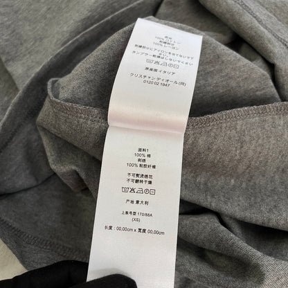 BVG / 디올  작은 문자 자수 반팔 티