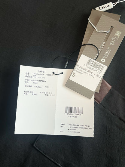 V공장 / 디올 반팔