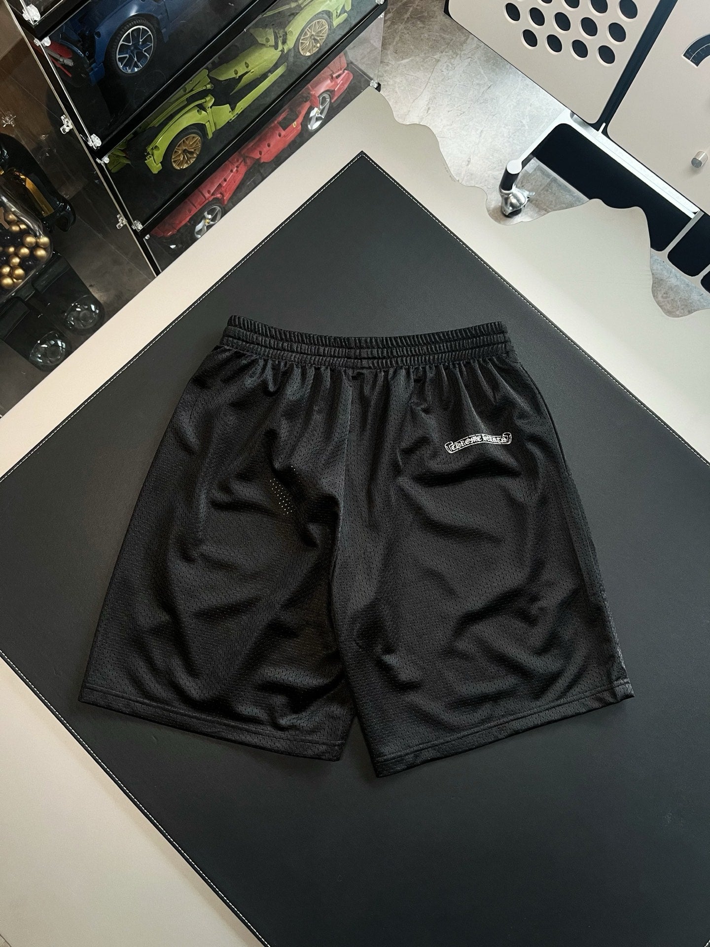 V공장 / 크롬하츠 반바지