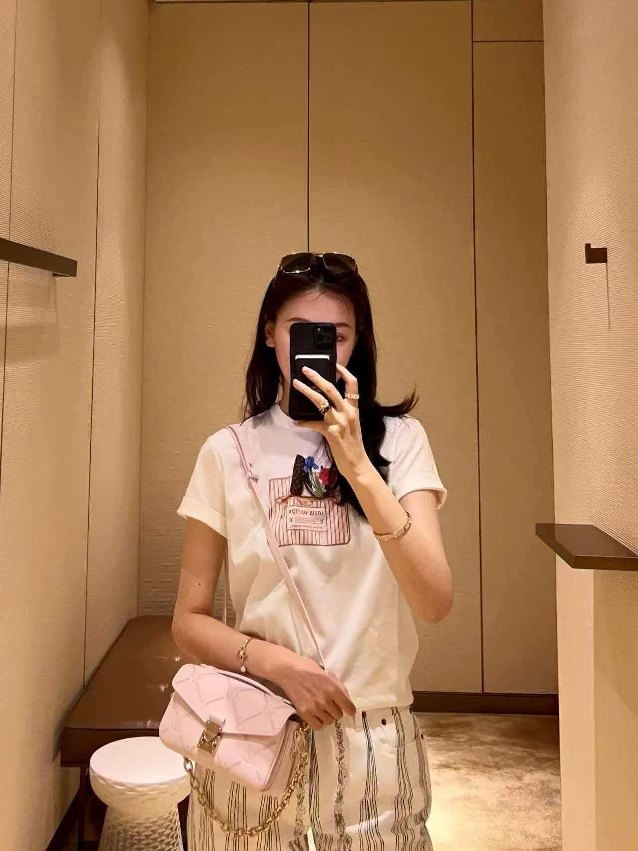 BVG / 루이비통 프린트 티셔츠