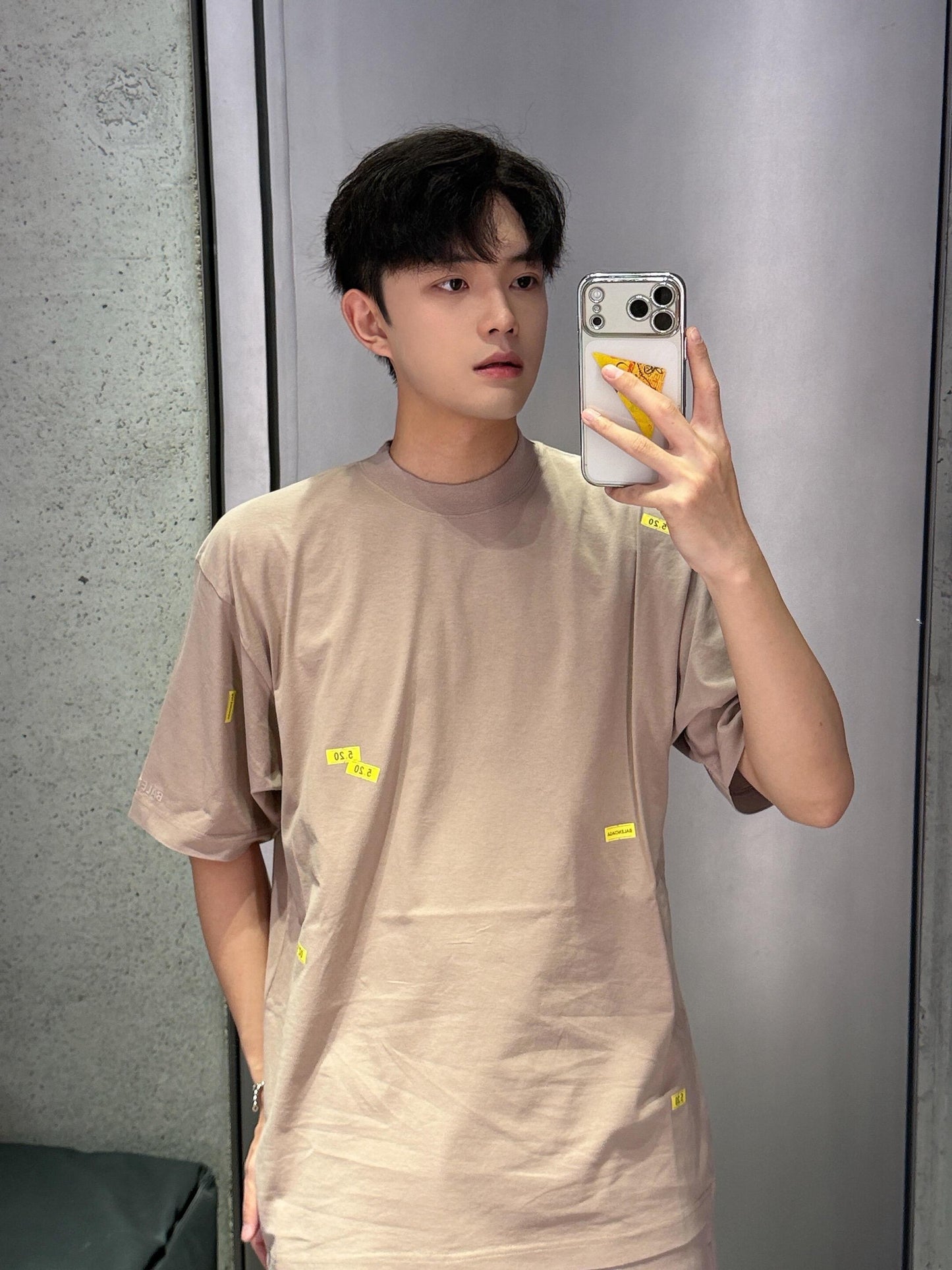BVG / 발렌시아가 520 가격표 반팔 티