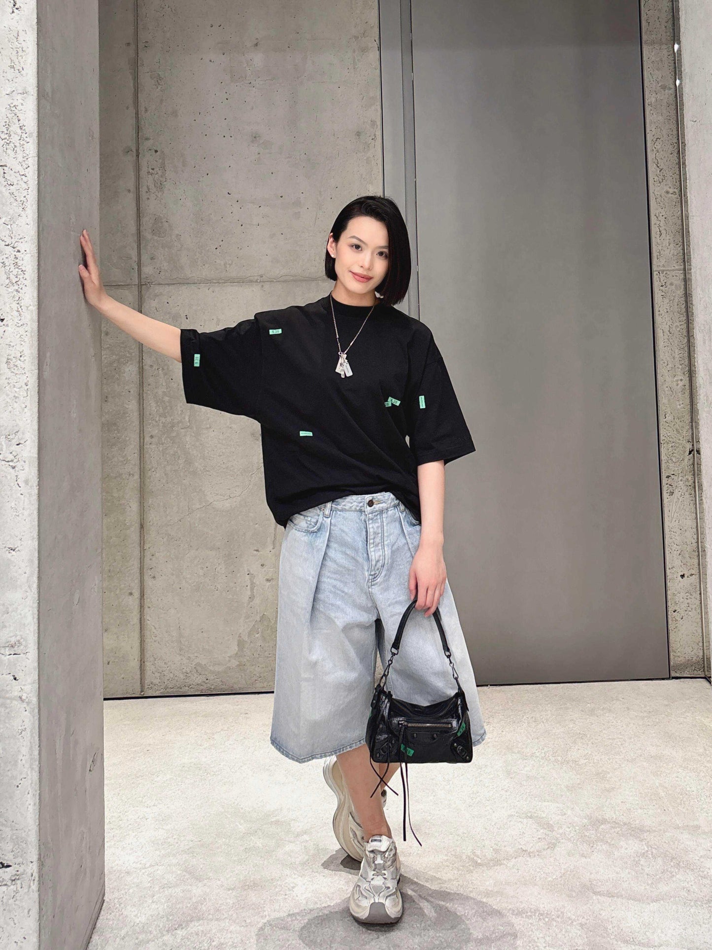 BVG / 발렌시아가 520 가격표 반팔 티