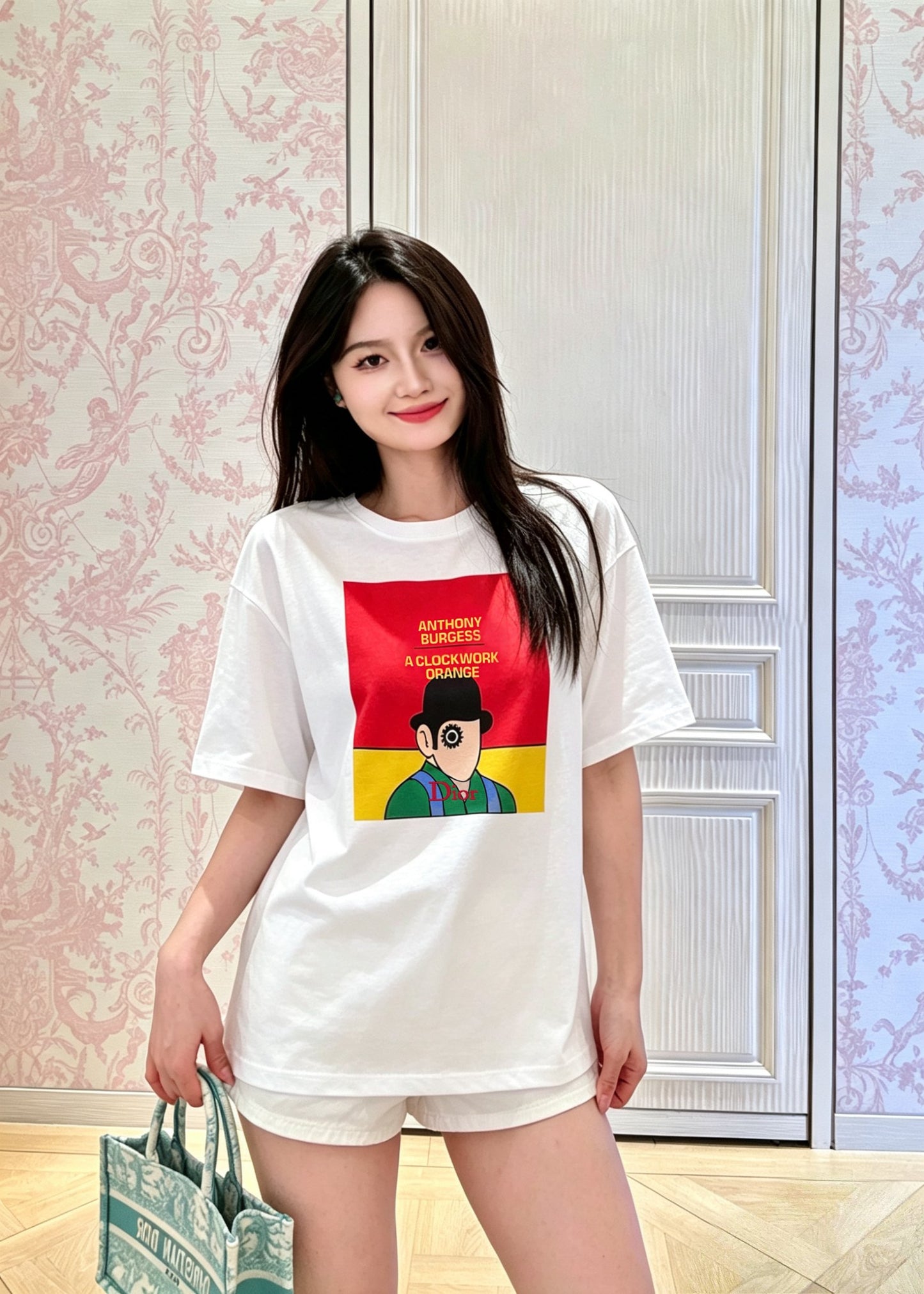 BVG / 디올 태엽 커버 반팔 티
