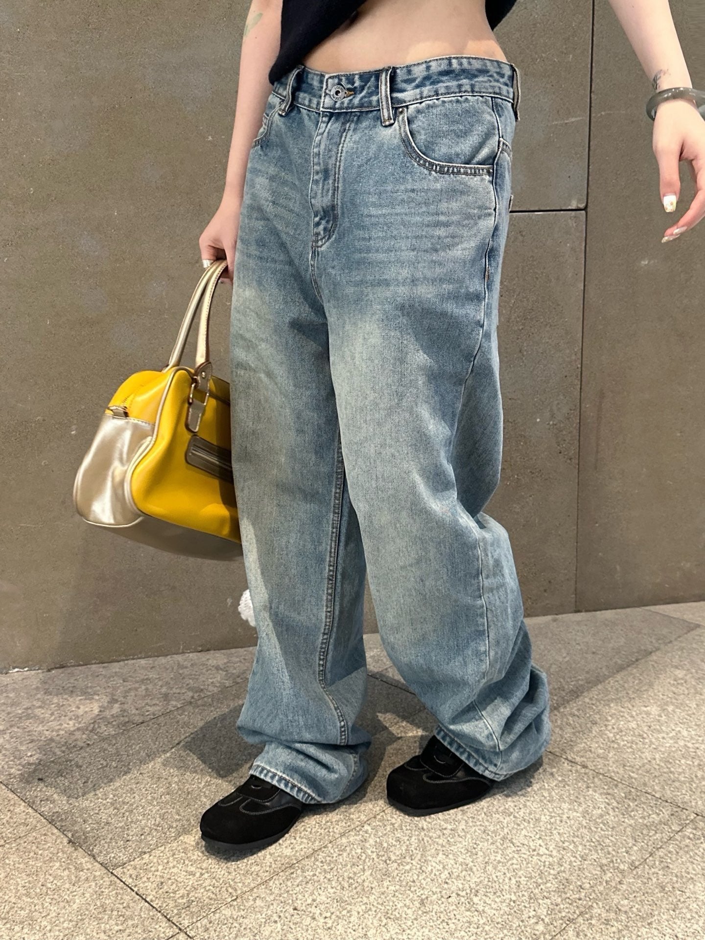 BVG / 루이비통 포켓 자수 데님 바지