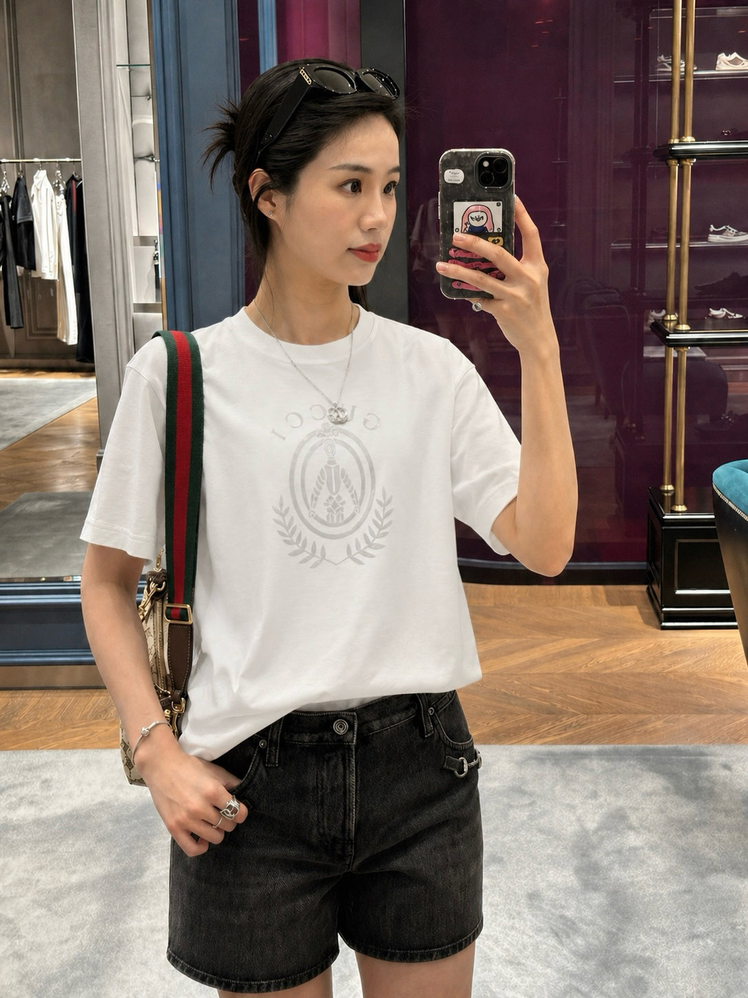 BVG / 펜디 컬러 대비 스트라이프 니트 폴로셔츠