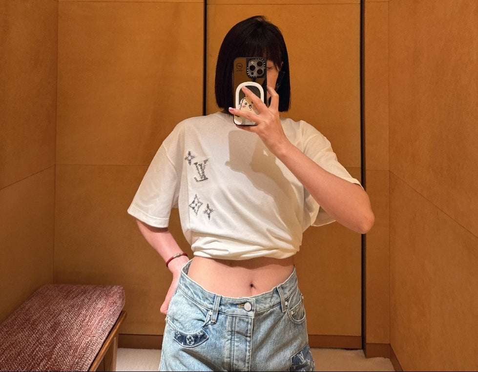 BVG / 루이비통 컬러대비 자수 화문 반팔 티셔츠