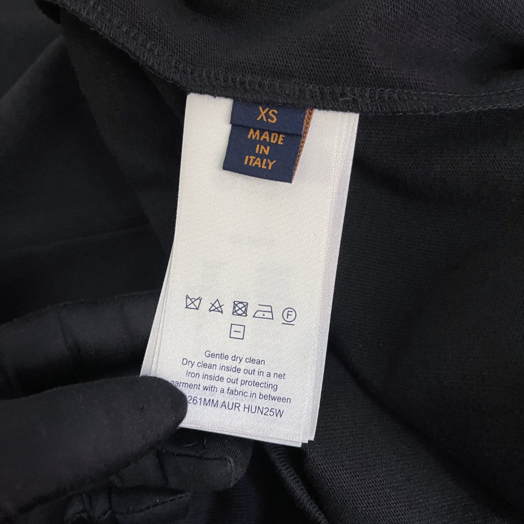 BVG / 루이비통 컬러대비 자수 꽃 반팔