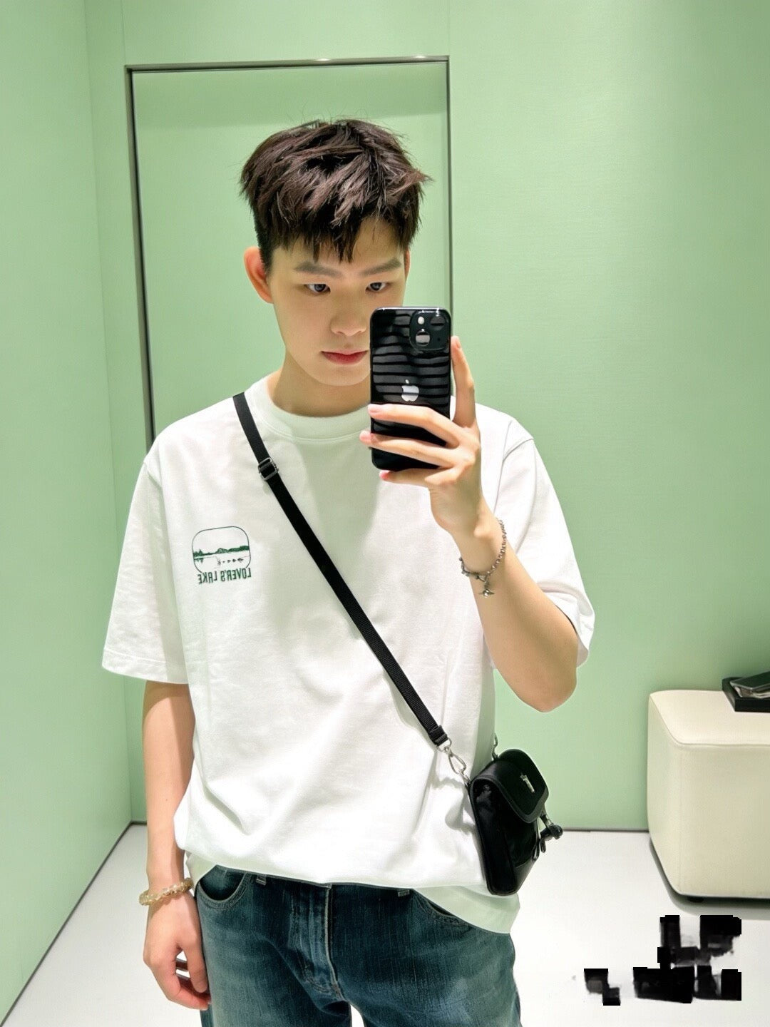 V공장 / 프라다 반팔