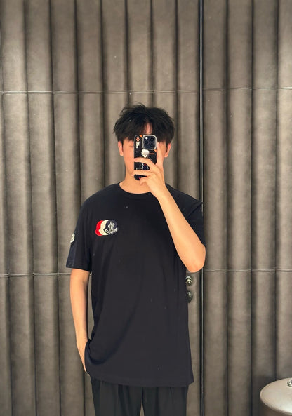 V공장 / 몽클레어 반팔