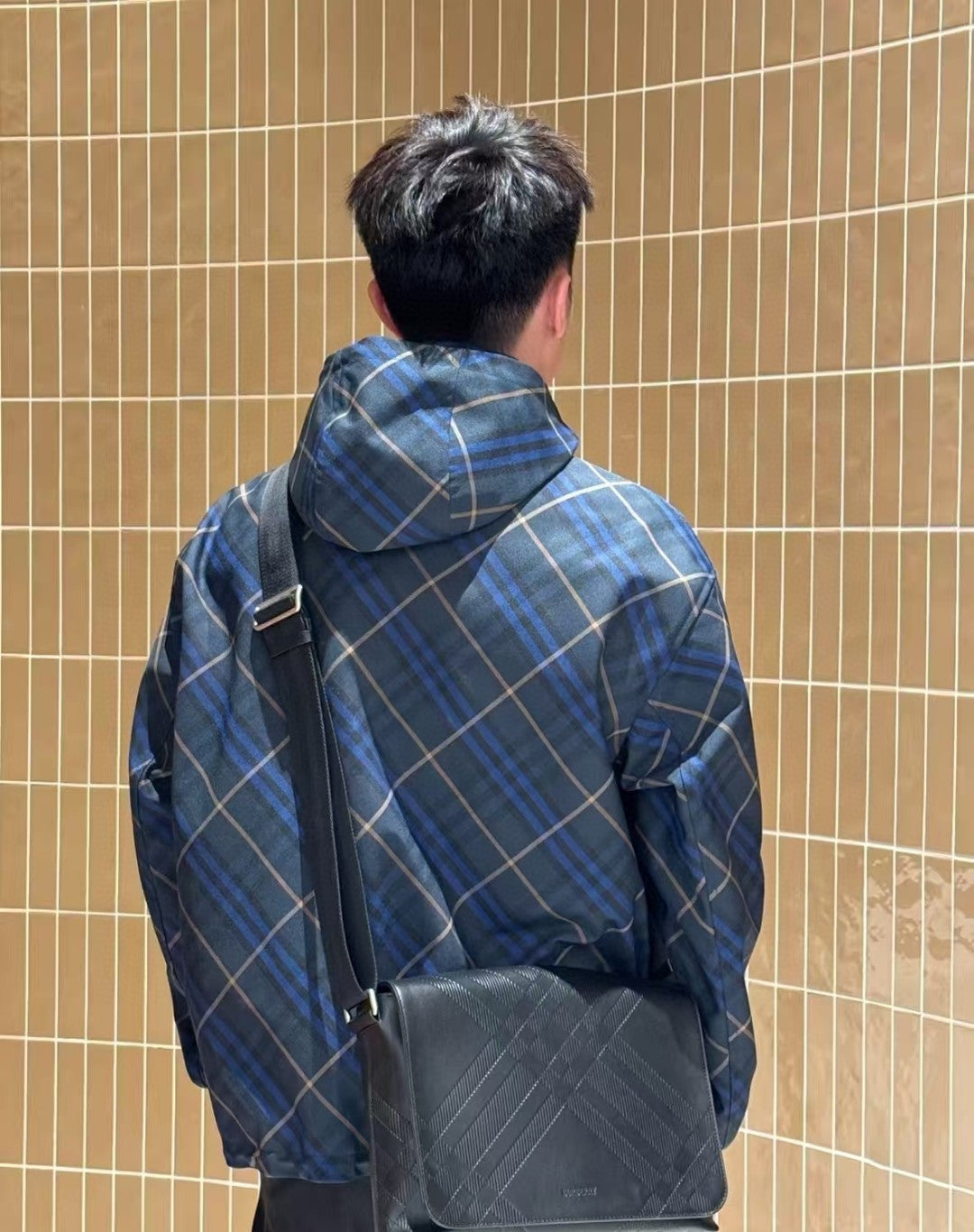 BVG / 버버리 네이비 사선 체크 자수 자켓