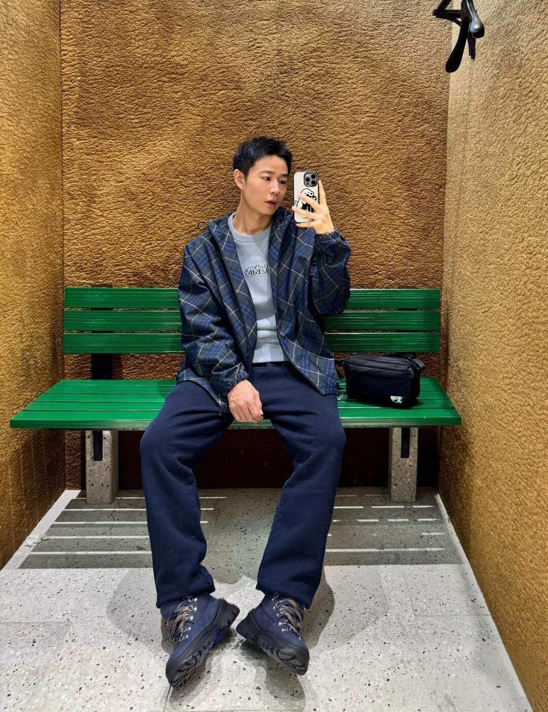 BVG / 버버리 네이비 사선 체크 자수 자켓