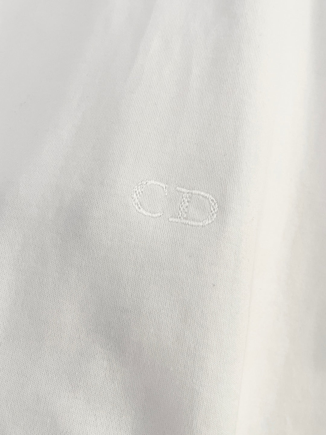 BVG / 디올 작은 CD 문자수놈 반팔티